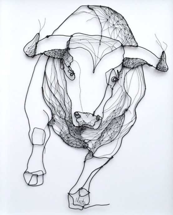 Toro (Bull). 2020. Wire artwork. 110x120 cm.